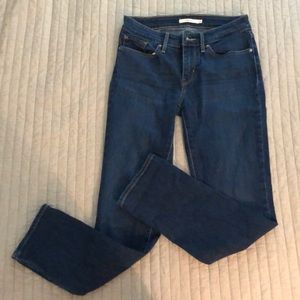 Levi’s 712 Slim